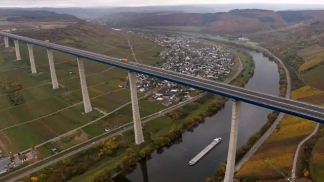 Wat is de op één na hoogste brug ter wereld?