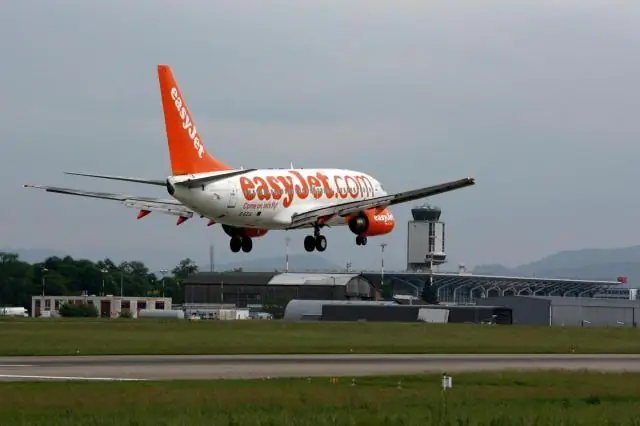 Maskapai apa yang terbang dari bandara Lexington?