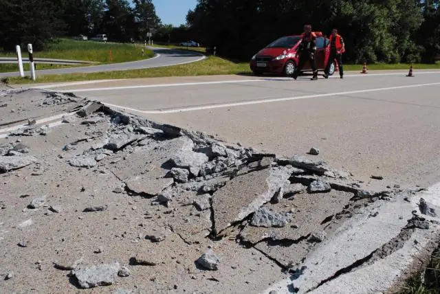 Czy można wylewać płytę betonową w odcinkach?