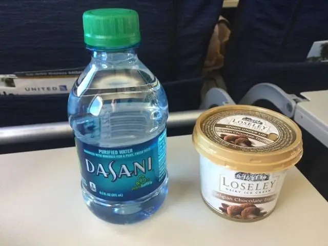 Is drankies gratis op United Economy Plus?