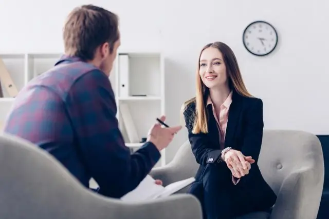 Como você conduz uma entrevista de investigação?