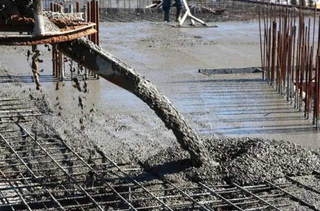 Heeft een betonnen loopbrug wapening nodig?